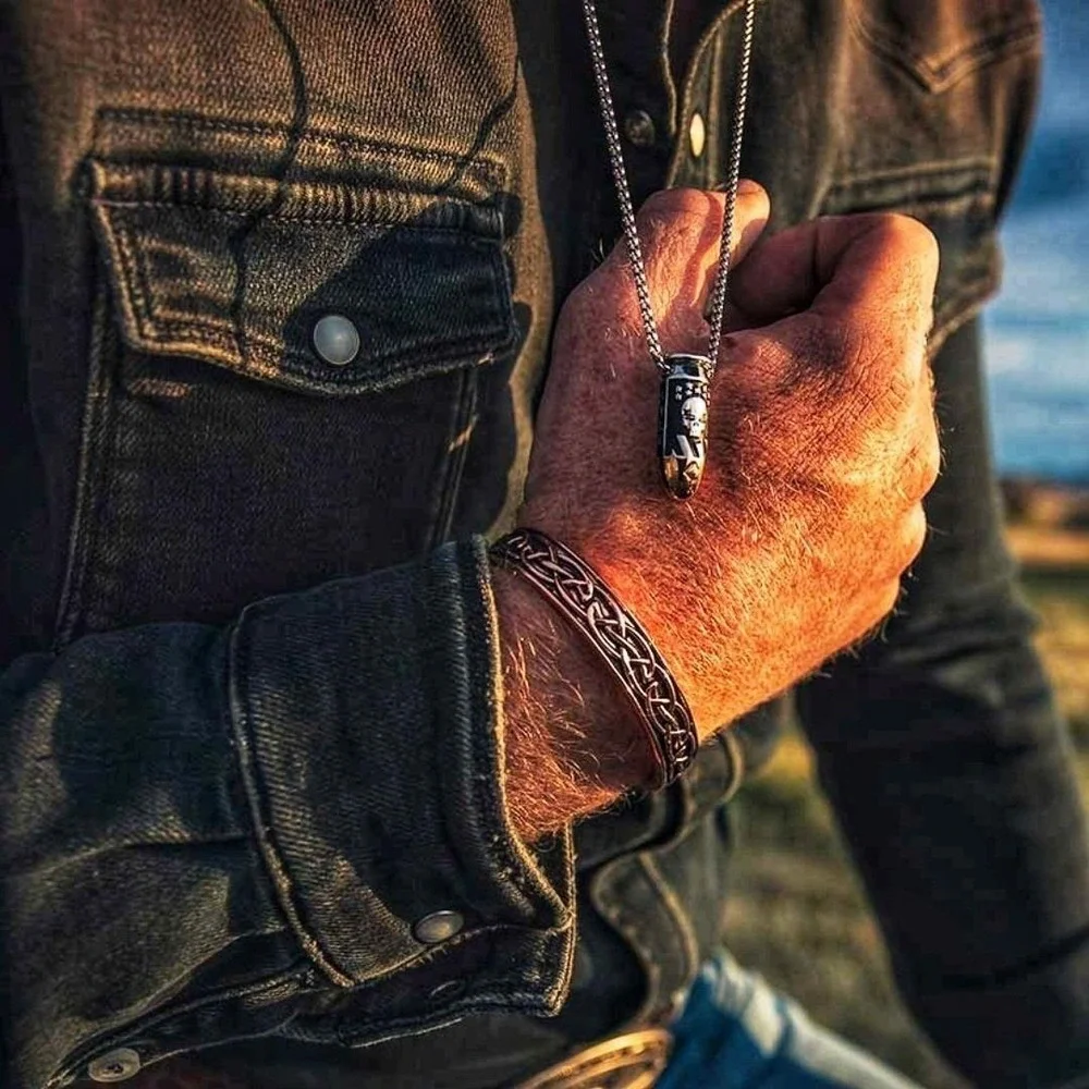 Montana Silversmiths Chris Kyle Mens Deadeye Bullet Necklace Silver & Copper NEW